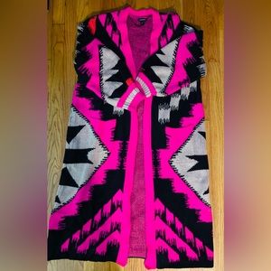 Torrid duster length sweater. Gorgeous magenta print, size 1.